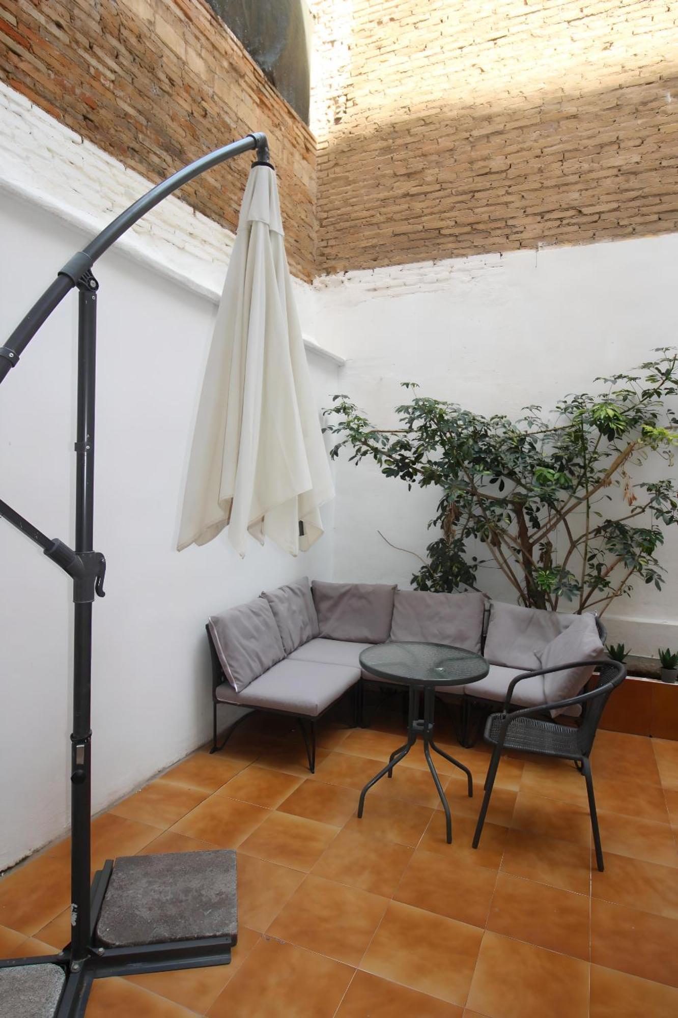 Appartement Increible Con Terraza Al Lado De Torres De Quart *